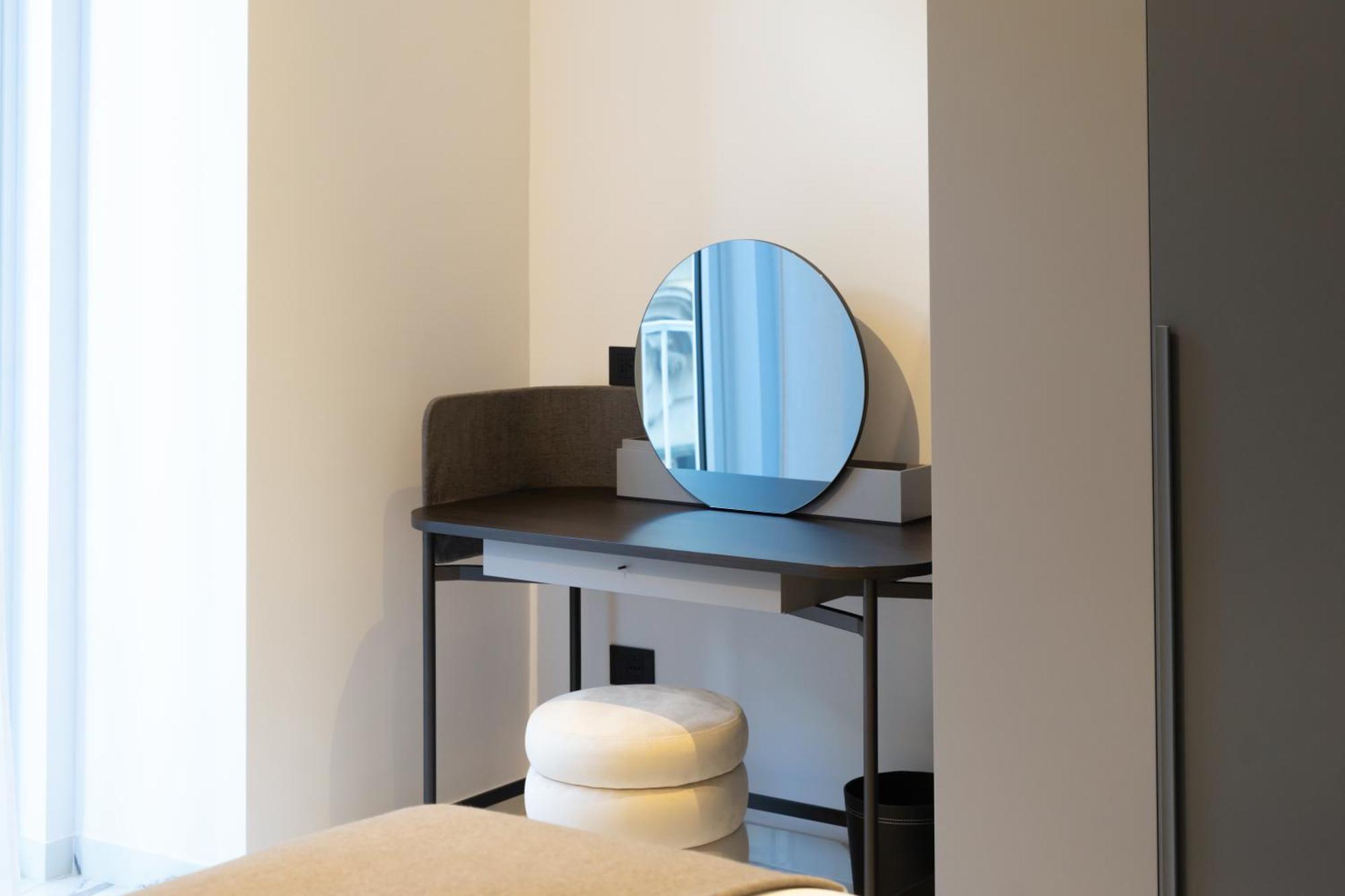 Insogno Suites เนเปิลส์ ภายนอก รูปภาพ